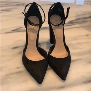 Aldo black heels size 7 1/2